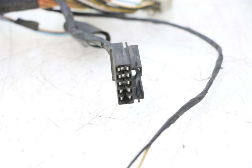 photo de INSTALACJA ELEKTRYCZNA SUZUKI BURGMAN 125 (2007 - 2014) - Szczegół części