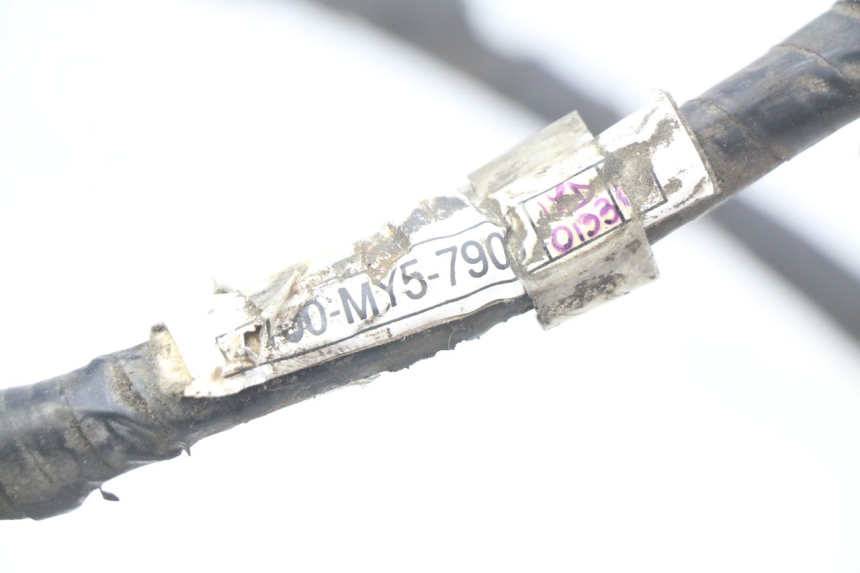 photo de INSTALACJA ELEKTRYCZNA HONDA CB 500 (1997 - 2003) - Szczegół części