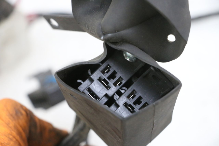 photo de INSTALACJA ELEKTRYCZNA KSR CODE 125 (2018 - 2020) - Zbliżenie techniczne