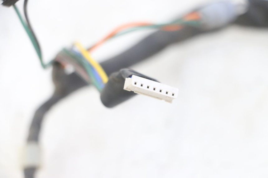 photo de WIĄZKA LICZNIKA HONDA CBF 500 (2004 - 2007) - Inny kąt widzenia