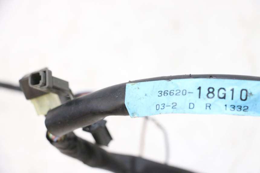 photo de WIĄZKA LICZNIKA SUZUKI GSXR GSX-R 1000 (2003 - 2004) - Szczegół części