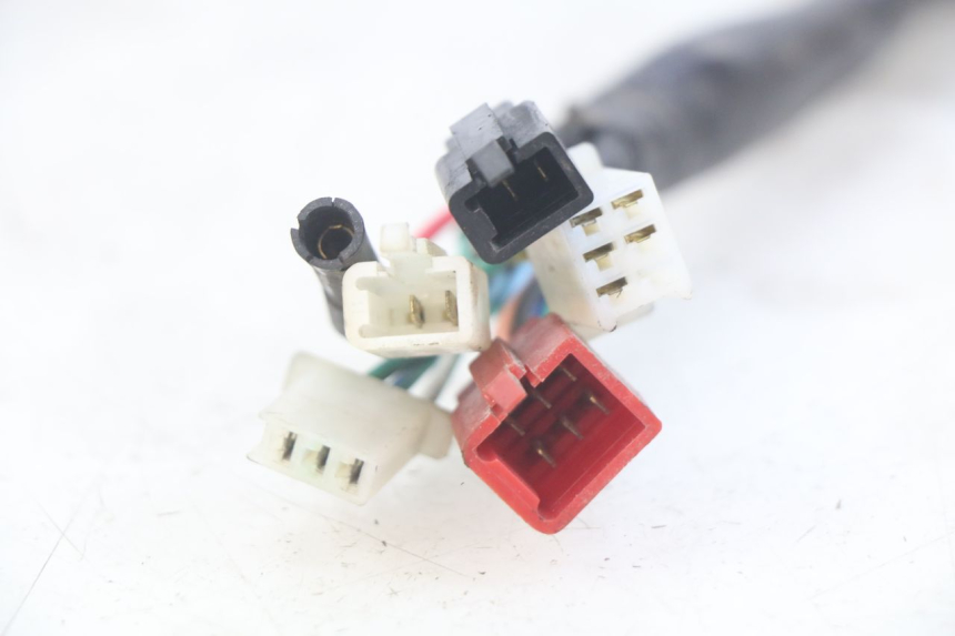 photo de WIĄZKA LICZNIKA SYM JET SPORT XR 50 (2006 - 2015) - Zbliżenie techniczne