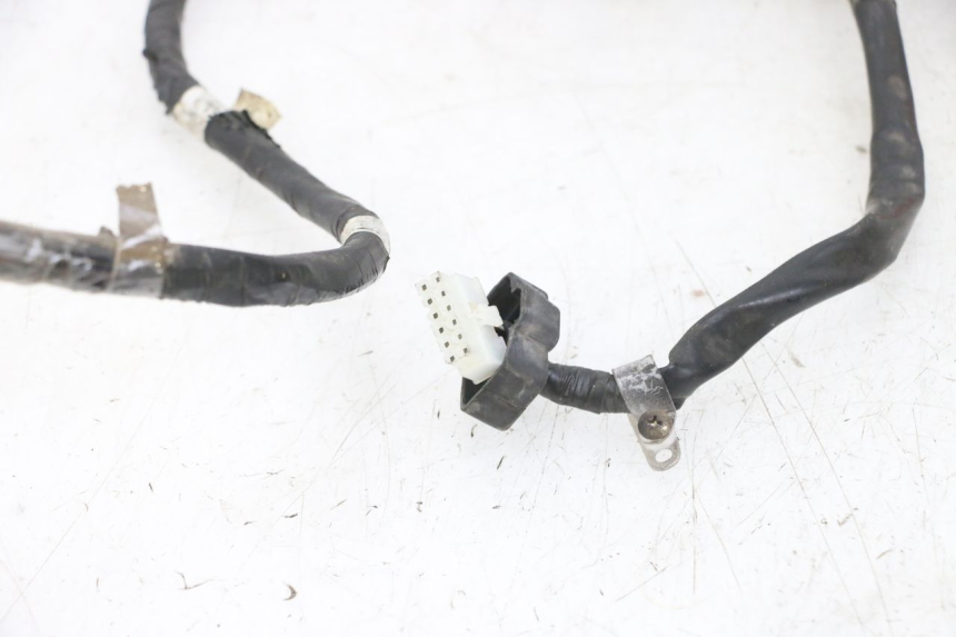 photo de WIĄZKA ELEKTRYCZNA SYM CROX 4T 50 (2016 - 2023) - Zbliżenie techniczne