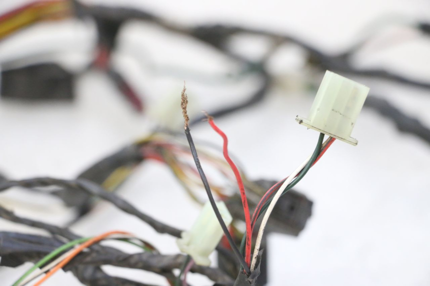 photo de WIĄZKA ELEKTRYCZNA PEUGEOT ELYSTAR 50 (2002 - 2014) - Punkty mocowania