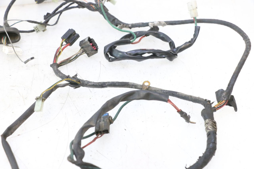 photo de WIĄZKA ELEKTRYCZNA PEUGEOT ELYSTAR 50 (2002 - 2014) - Inny kąt widzenia