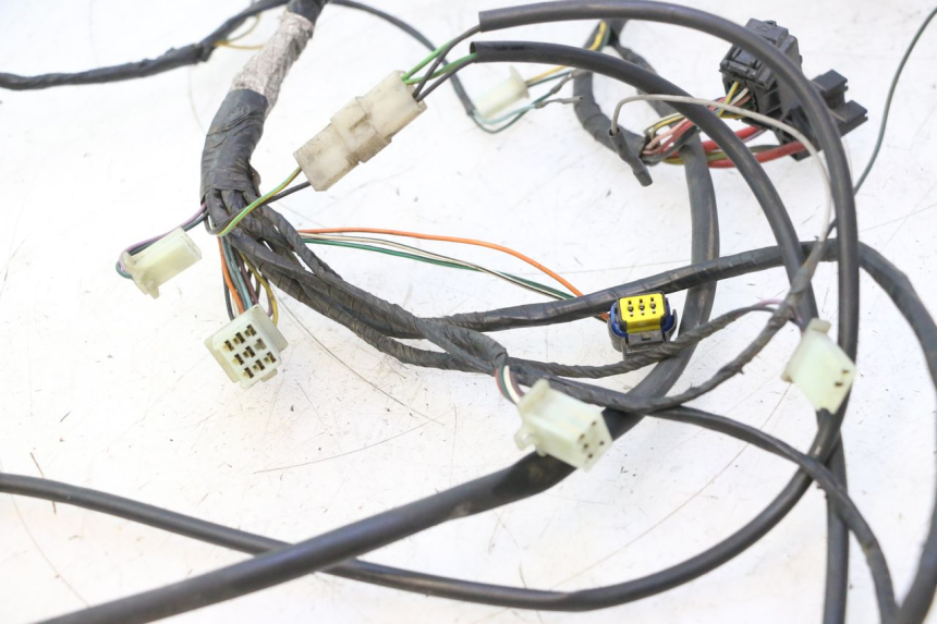 photo de WIĄZKA ELEKTRYCZNA PEUGEOT ELYSTAR 50 (2002 - 2014) - Zoom stanu zużycia