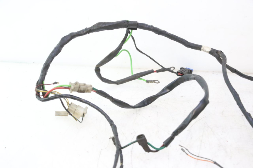 photo de WIĄZKA ELEKTRYCZNA PEUGEOT ELYSTAR 50 (2002 - 2014) - Oznaczenia i referencje