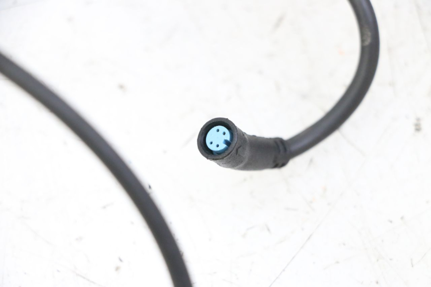 photo de INSTALACJA ELEKTRYCZNA SEGWAY NINEBOT F40E 1 - Zbliżenie techniczne