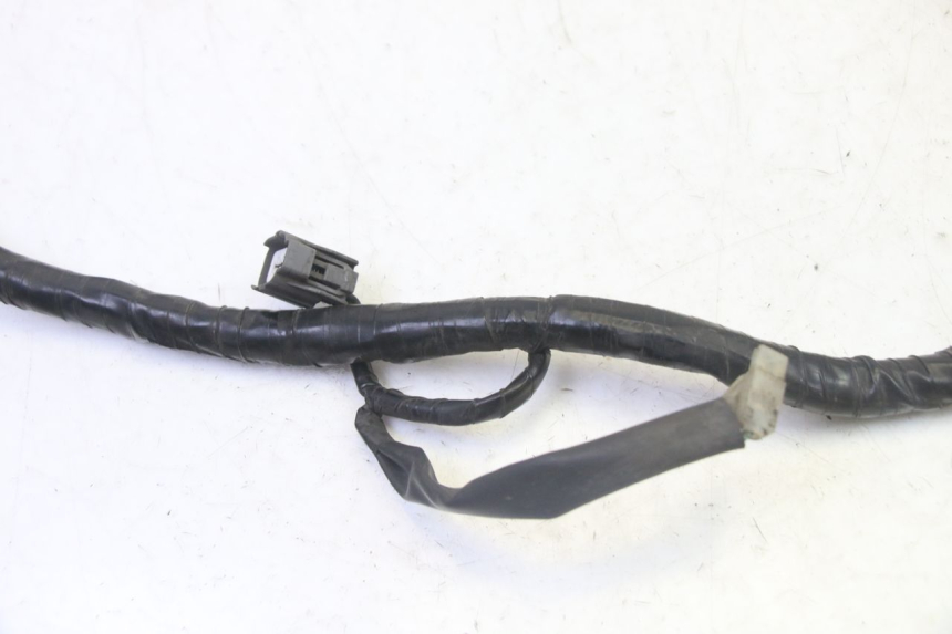 photo de WIĄZKA ELEKTRYCZNA HONDA FES S-WING SWING ABS 125 (2007 - 2015) - Punkty mocowania