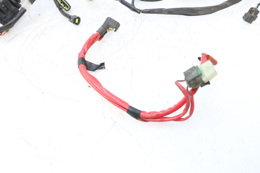 photo de WIĄZKA YAMAHA FJR 1300 (2001 - 2005) - Alternatywny kąt