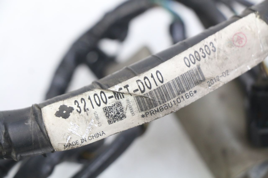 photo de WIĄZKA ELEKTRYCZNA HONDA FJS SILVERWING SILVER WING 400 (2009 - 2016) - Inny kąt widzenia