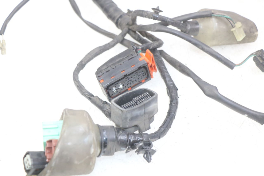 photo de WIĄZKA ELEKTRYCZNA HONDA FJS SILVERWING SILVER WING 400 (2009 - 2016) - Oznaczenia i referencje