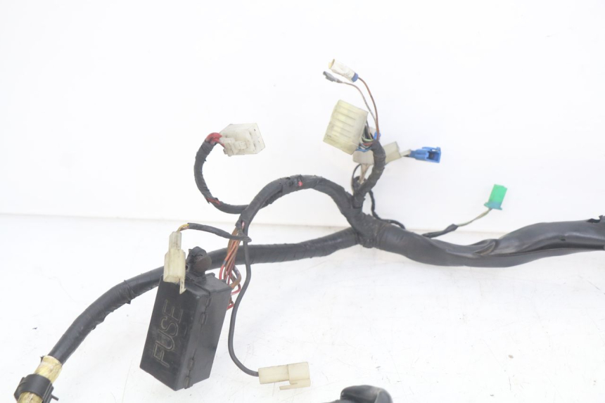 photo de INSTALACJA ELEKTRYCZNA YAMAHA FZS FAZER 600 (1998 - 2001) - Oznaczenia i referencje