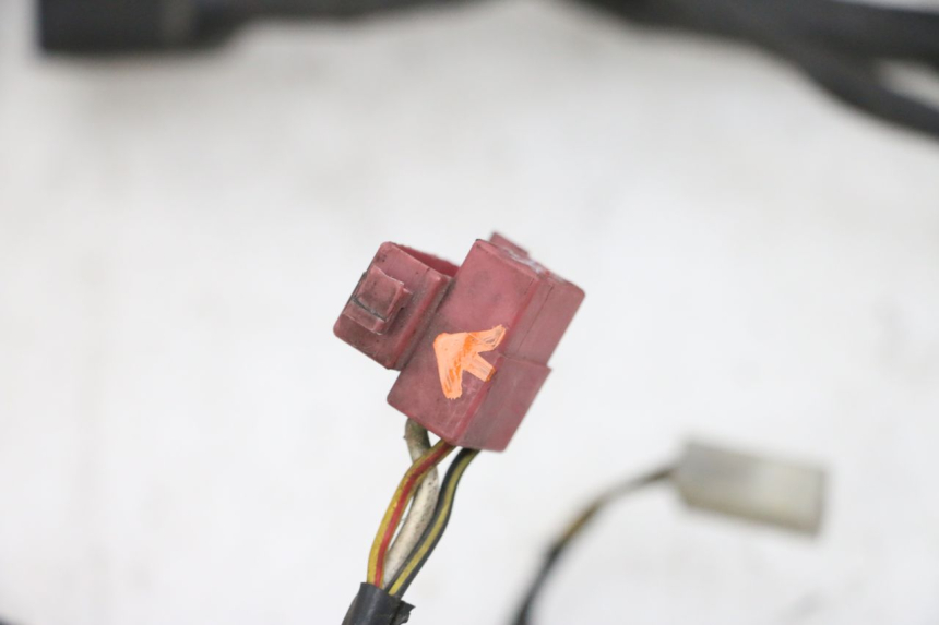 photo de INSTALACJA ELEKTRYCZNA KAWASAKI GPX R WARBIRD 600 (1988 - 1993) - Stan powierzchni