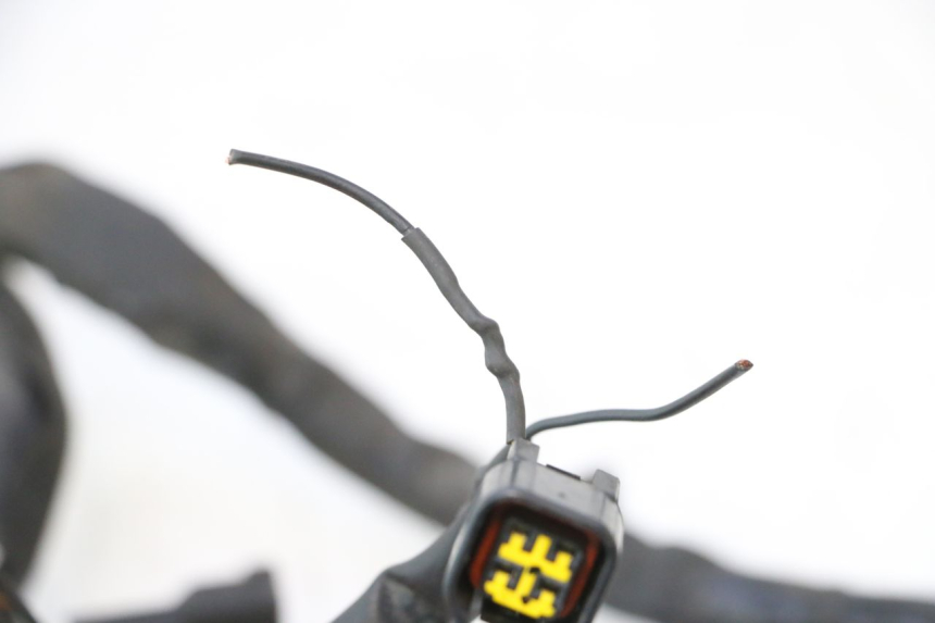 photo de WIĄZKA SUZUKI GSR 600 (2005 - 2012) - Punkty mocowania