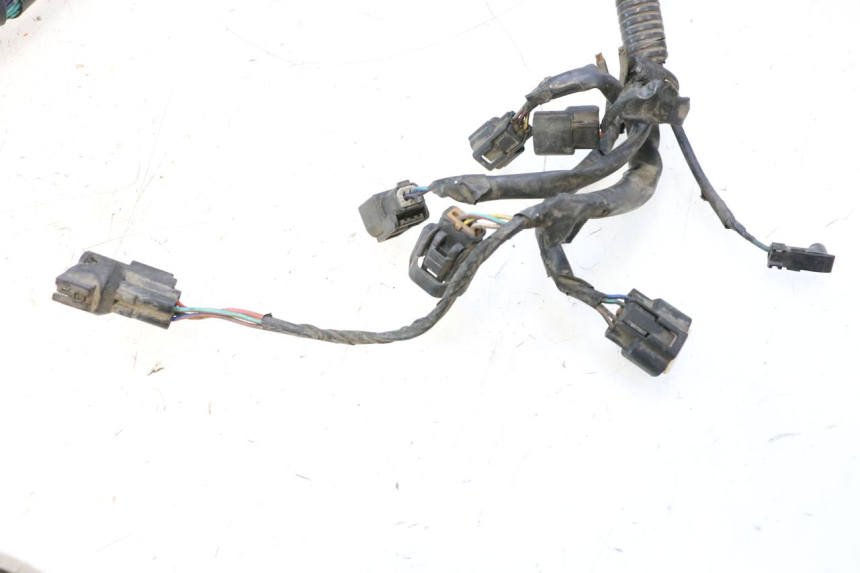 photo de INSTALACJA ELEKTRYCZNA SYM GTS EVO 125 (2009 - 2013) - Zbliżenie techniczne
