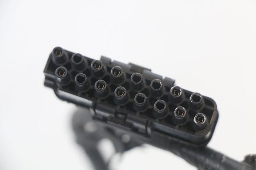 photo de INSTALACJA ELEKTRYCZNA HONDA CBR F 1000 (1993 - 1996) - Część sprawdzona