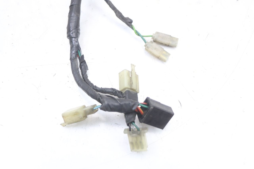 photo de WIĄZKA ELEKTRYCZNA HONDA NES AROBASE 125 (2000 - 2003) - Oznaczenia i referencje