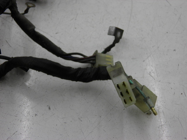 photo de INSTALACJA ELEKTRYCZNA HONDA NH VISION 50 (1985 - 1994) - Zoom stanu zużycia