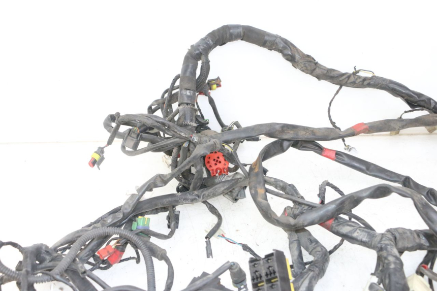 photo de WIĄZKA ELEKTRYCZNA PIAGGIO IE MP3 YOURBAN 300 (2011 - 2016) - Szczegół części