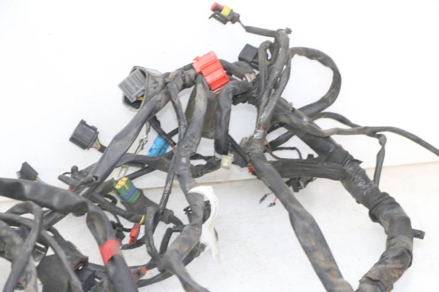 photo de WIĄZKA ELEKTRYCZNA PIAGGIO IE MP3 YOURBAN 300 (2011 - 2016) - Zbliżenie techniczne