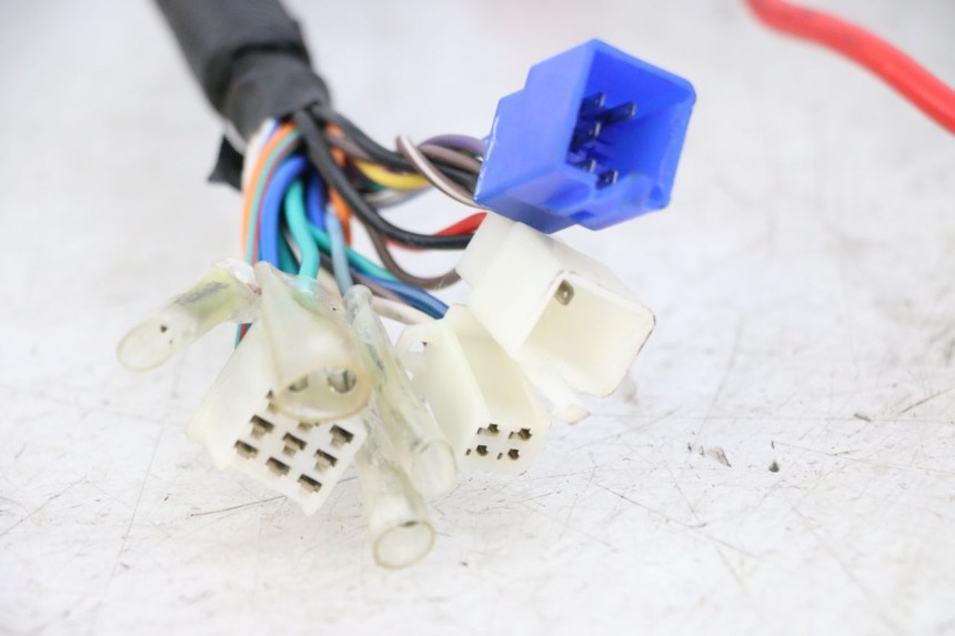 photo de INSTALACJA ELEKTRYCZNA KIDEN KD125-G 125 (2018 - 2022) - Punkty mocowania