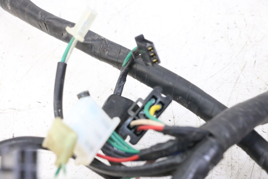 photo de WIĄZKA ELEKTRYCZNA KYMCO PEOPLE S 125 (2000 - 2008) - Zoom stanu zużycia