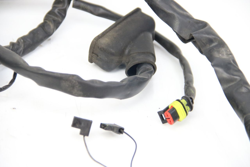 photo de WIĄZKA ELEKTRYCZNA PIAGGIO LIBERTY IGET 4T 50 (2015 - 2020) - Stan powierzchni