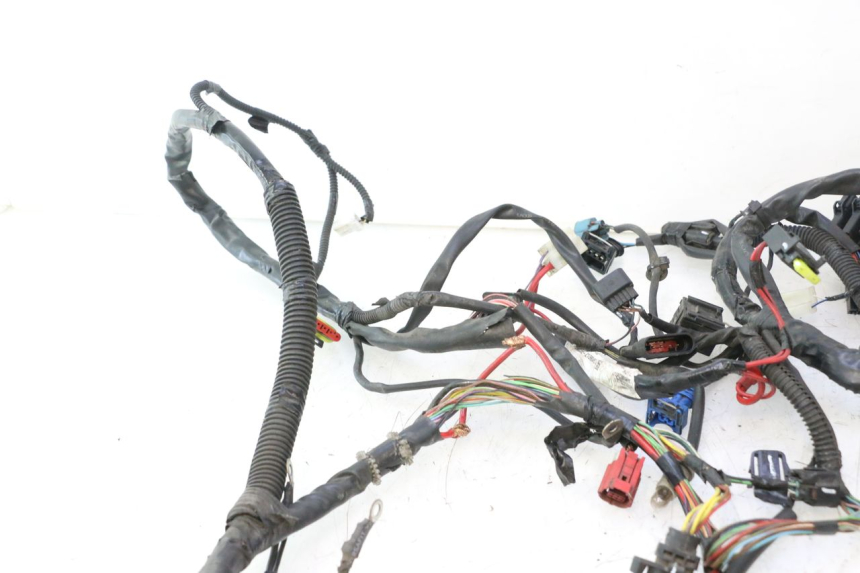 photo de WIĄZKA ELEKTRYCZNA PIAGGIO LIBERTY IGET 4T 50 (2021 - 2025) - Szczegóły charakterystyczne