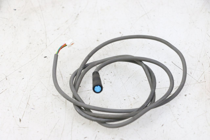 photo de INSTALACJA ELEKTRYCZNA XIAOMI MI PRO 2 1 - Inny kąt widzenia