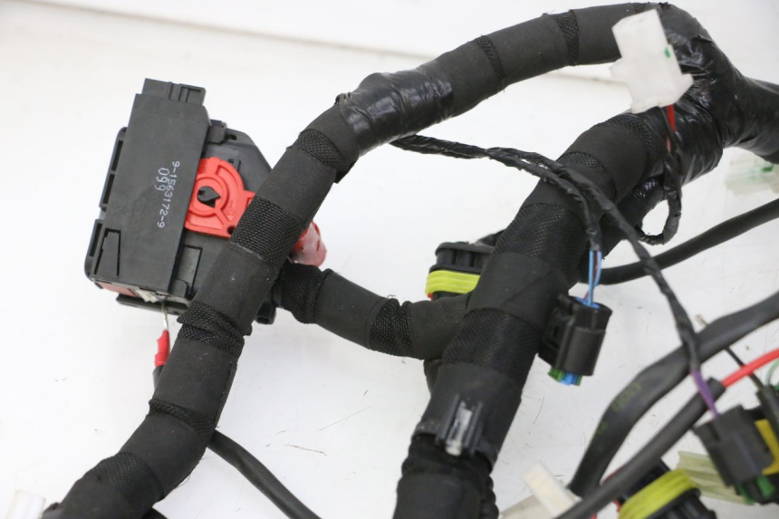 photo de WIĄZKA ELEKTRYCZNA PIAGGIO MP3 HPE 310 (2024 - 2025) - Widok z bliska