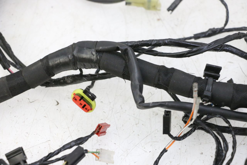 photo de WIĄZKA ELEKTRYCZNA PIAGGIO MP3 HPE 310 (2024 - 2025) - Zdjęcie dodatkowe