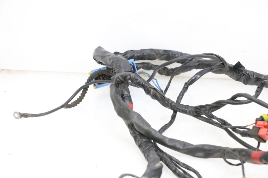 photo de WIĄZKA ELEKTRYCZNA PIAGGIO MP3 HPE 350 (2018 - 2020) - Kontrola wizualna