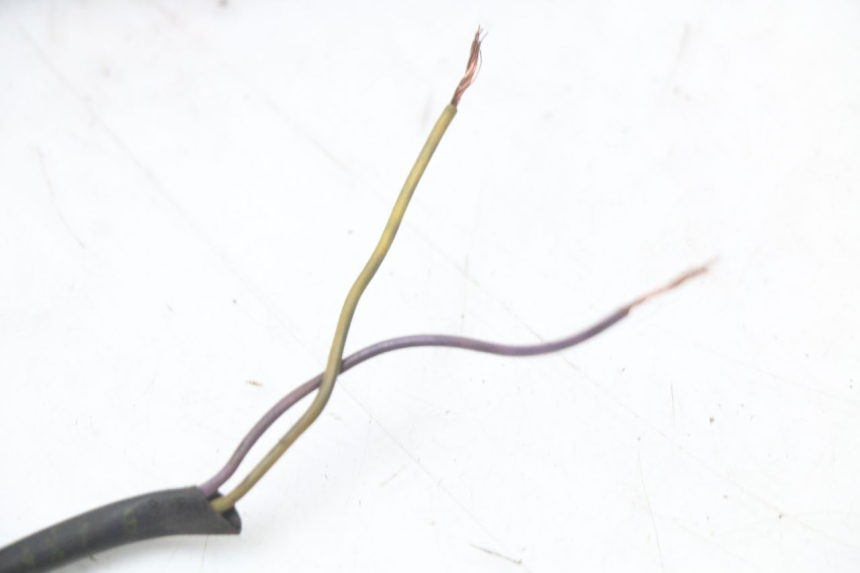 photo de WIĄZKA ELEKTRYCZNA PIAGGIO MP3 125 (2006 - 2014) - Oznaczenia i referencje