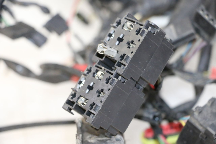 photo de INSTALACJA ELEKTRYCZNA PIAGGIO MP3 500 (2011 - 2015) - Oznaczenia i referencje