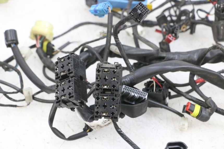 photo de WIĄZKA ELEKTRYCZNA PIAGGIO MP3 500 (2016 - 2018) - Szczegół części