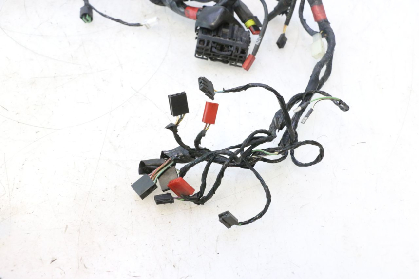 photo de WIĄZKA ELEKTRYCZNA PIAGGIO MP3 500 (2016 - 2018) - Zdjęcie dodatkowe