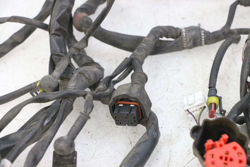 photo de INSTALACJA ELEKTRYCZNA GILERA NEXUS 125 (2009 - 2013) - Zoom stanu zużycia