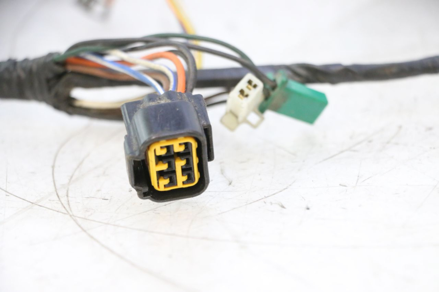 photo de WIĄZKA ELEKTRYCZNA MBK NITRO 50 (2004 - 2008) - Zbliżenie komponentów