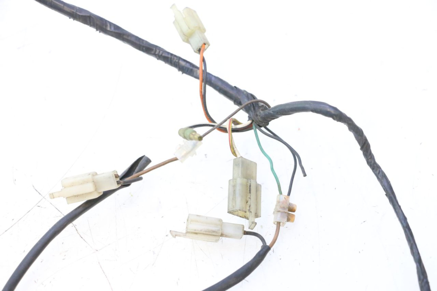 photo de WIĄZKA ELEKTRYCZNA MBK NITRO 50 (2004 - 2008) - Zbliżenie komponentów