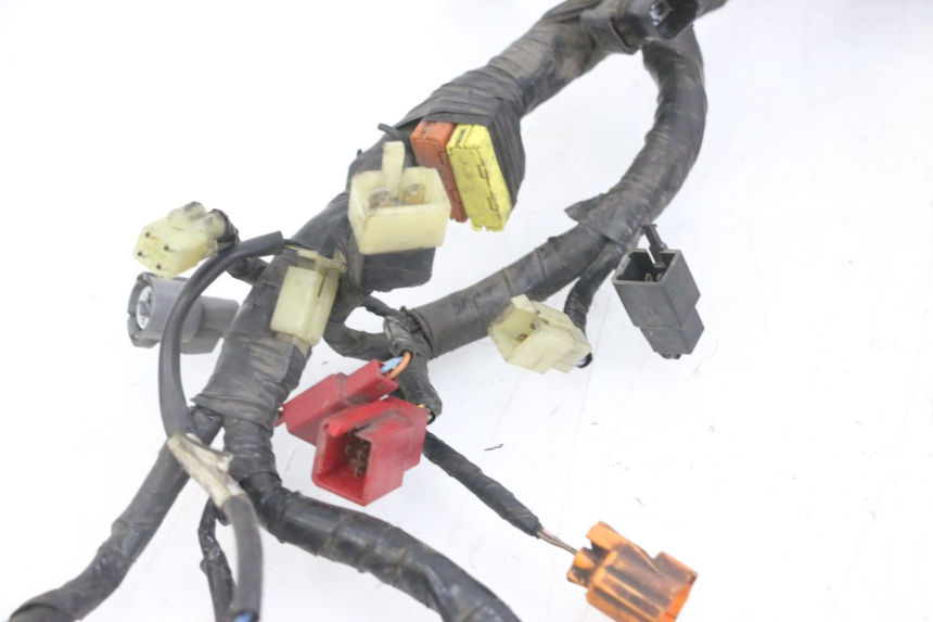 photo de INSTALACJA ELEKTRYCZNA HONDA NTV DEAUVILLE ABS 700 (2007 - 2016) - Zbliżenie komponentów