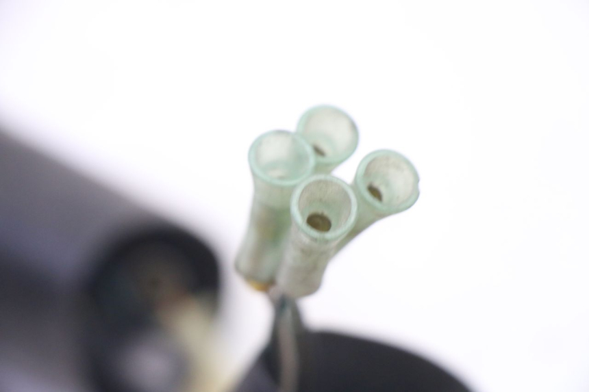 photo de INSTALACJA ELEKTRYCZNA HONDA NTV DEAUVILLE 650 (2001 - 2006) - Widok z bliska