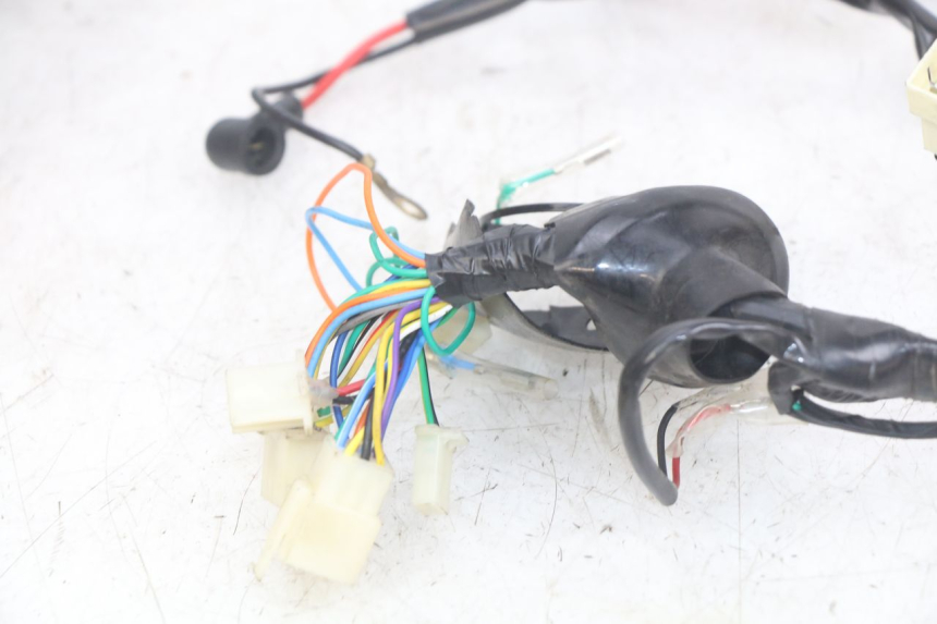 photo de WIĄZKA ELEKTRYCZNA JM MOTORS OLDIES RS 4T 50 (2021 - 2024) - Szczegóły charakterystyczne