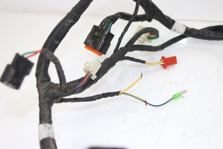 photo de INSTALACJA ELEKTRYCZNA SYM ORBIT III 3 4T 50 (2018 - 2021) - Zbliżenie techniczne