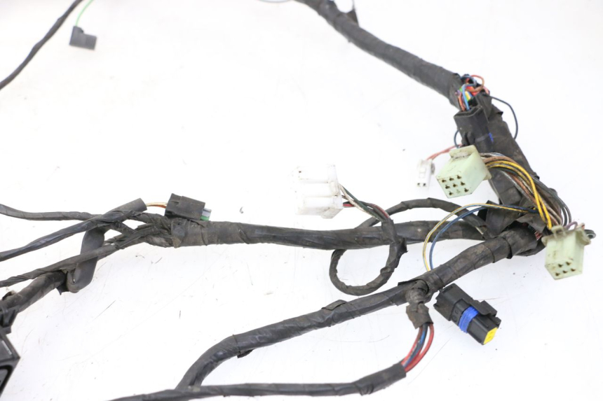 photo de WIĄZKA ELEKTRYCZNA PEUGEOT SATELIS COMPRESSOR K15 125 (2006 - 2009) - Stan powierzchni