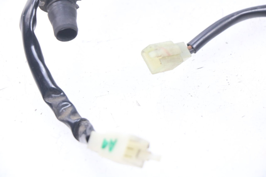 photo de WIĄZKA PRZEWODÓW REFLEKTORA MBK FLIPPER 115 (2013 - 2017) - Zoom stanu zużycia