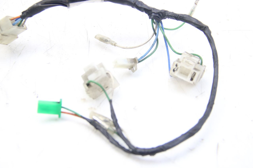 photo de WIĄZKA PRZEWODÓW REFLEKTORA SYM JET 14 4T 50 (2018 - 2022) - Zoom stanu zużycia