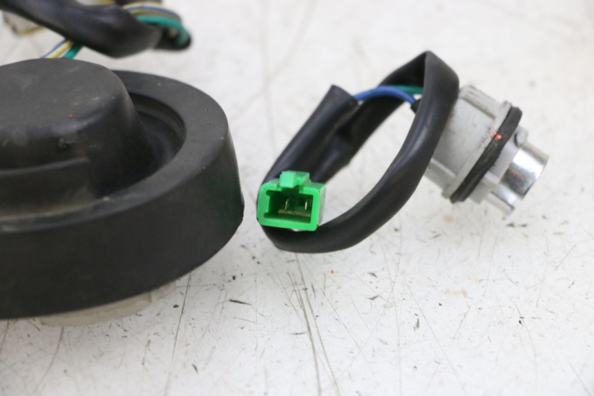 photo de WIĄZKA PRZEWODÓW REFLEKTORA PEUGEOT KISBEE 4T 50 (2018 - 2022) - Inny kąt widzenia