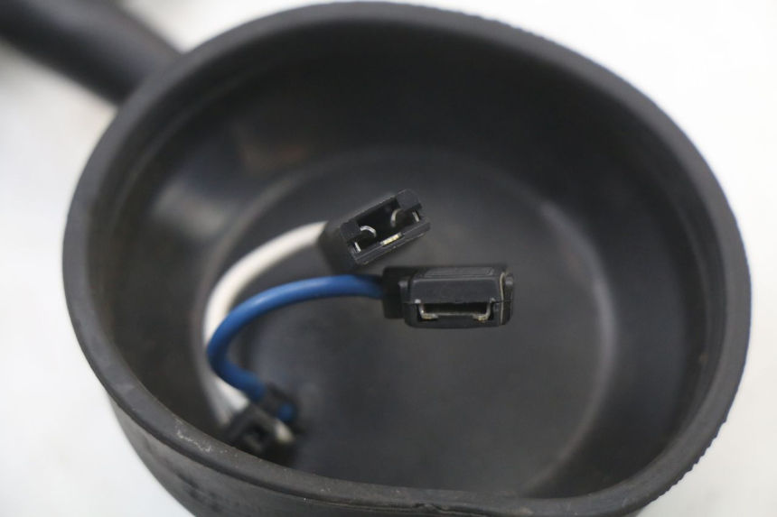 photo de WIĄZKA PRZEWODÓW REFLEKTORA MOTO GUZZI NORGE 8V GT 1200 (2011 - 2016) - Punkty mocowania