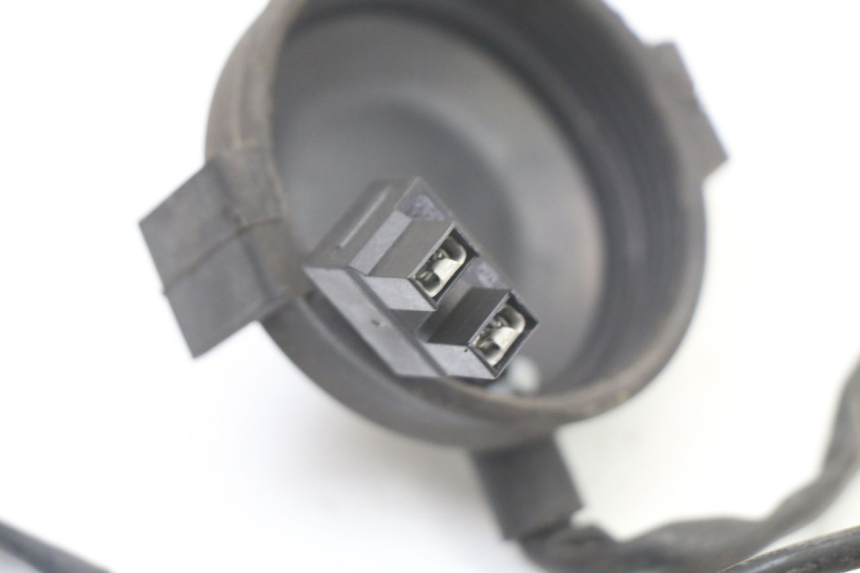 photo de WIĄZKA PRZEWODÓW REFLEKTORA PIAGGIO X8 125 (2004 - 2007) - Inny kąt widzenia